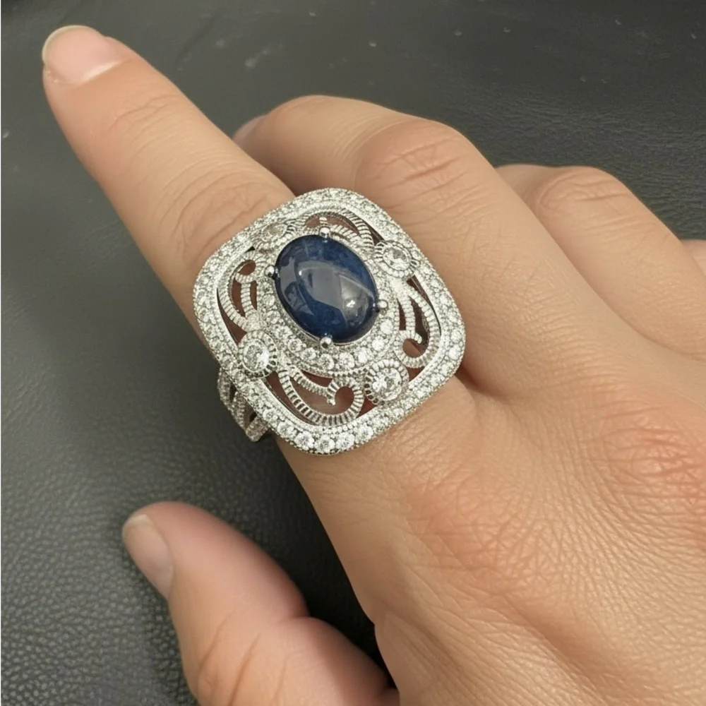 Elegant sterling Silver and genuine,‎ sapphire, cabochon Women's Ring
